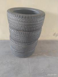 4 Gomme Invernali 225/45 R17 94V Kumho I'Zen KW27