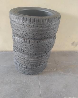 4 Gomme Invernali 225/45 R17 94V Kumho I'Zen KW27