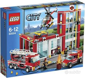 Lego CITY 60004 - Caserma dei pompieri con veicoli