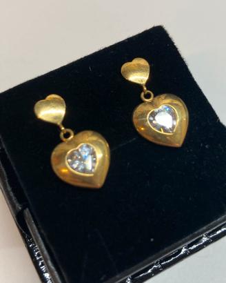 Orecchini a cuore in oro giallo e zirconi