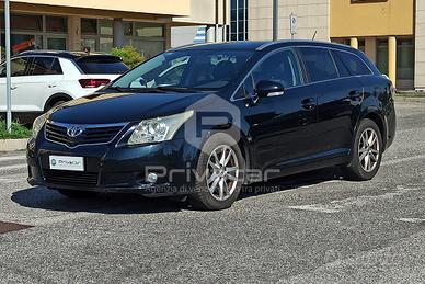 TOYOTA Avensis 2.0 D-4D Wagon Sol