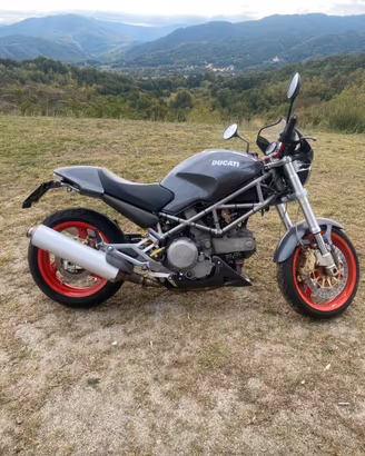 Ducati Monster 620ie Senna replica