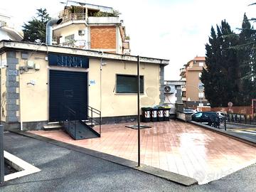 Portuense - locale con canna fumaria