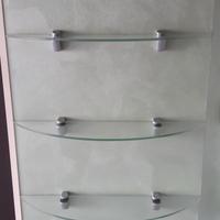 mensole curve di vetro