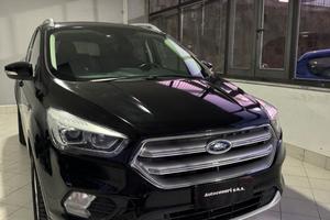 Ford Kuga 1.5 TDCI 120 CV S&S 2WD Titanium