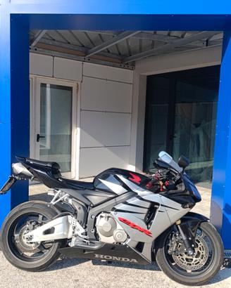 Honda CBR 600 RR