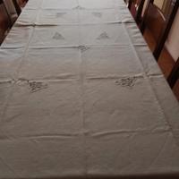 tovaglia con pizzo cantu