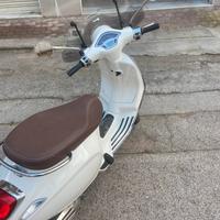 Vespa primavera 2021 come nuova