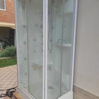 Cabina doccia nuova con seduta