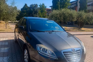 Lancia Delta 1.6 Diesel  105 CV