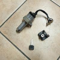 Blocco chiave e portacasco Honda XL 600