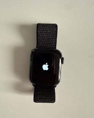 Apple Watch Series 4 GPS