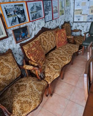 SALOTTO RETRO'