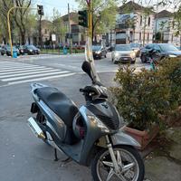 SH 125 2006 grigio e nero