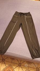 pantaloni di vari modelli
