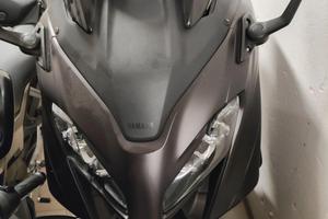 Yamaha T Max 560 - 2024