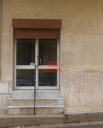 Villabate-locale deposito-cod.a147