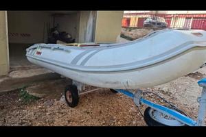 gommone marca Suzumar mt 3.60 con carrello d