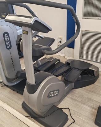MACCHINA GLUTEI TECHNOGYM