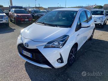 TOYOTA Yaris 1.5 Hybrid 5 porte Active