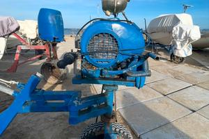 Carrello per barca da spiaggia con motrice