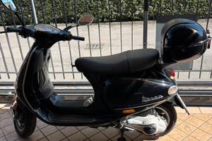 Piaggio vespa 150et4
