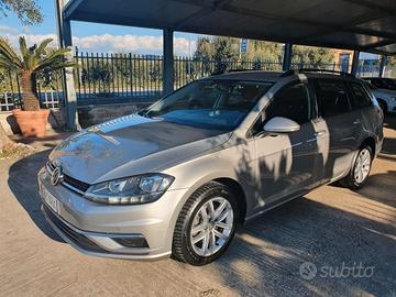 Volkswagen Golf Variant 1.6 TDI 115 CV Business Bl