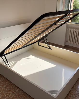 Letto matrimoniale contenitore