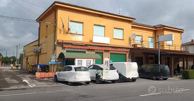 Attività commerciale MINIMARKET già avviata