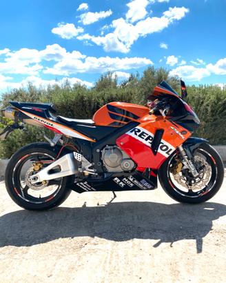 Honda cbr 600 rr