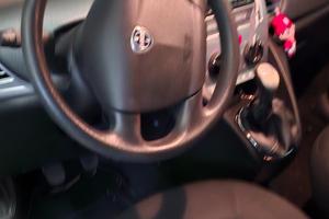 Ypsilon modello Unika 