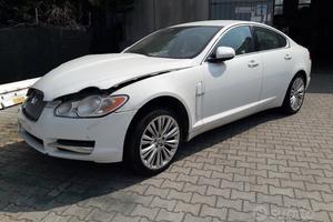 Ricambi per Jaguar XF 3.0 V6 Diesel Anno 2011