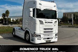 SCANIA S 590 FULL PNEUMATIC 2+2