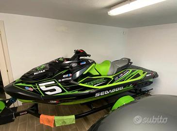 Moto d'acqua Seadoo 300