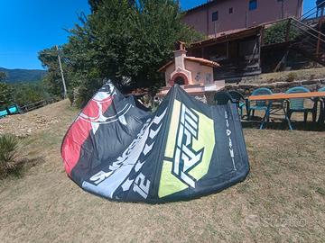 Kitesurf slingshot rpm 12m