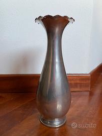 Vaso in peltro 95% vintage Art Déco.
