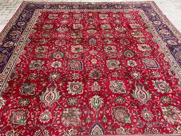 Tappeto persiano di grandi dimensioni