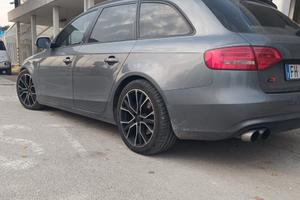 stupenda Audi A4 multitronic 150cv permuto 