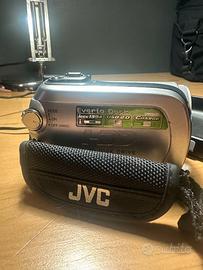 Videocamera JVC Everio hard disk 30GB zoom 32x