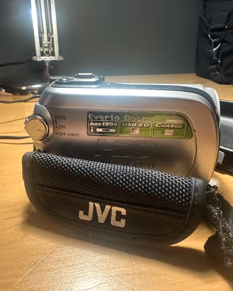 Videocamera JVC Everio hard disk 30GB zoom 32x