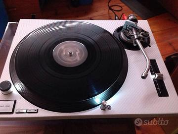 Giradischi Technics SL 1200 mk2 con flightcase