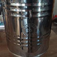 Contenitore per olio