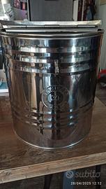 Contenitore per olio