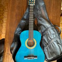 chiatarra blu in legno