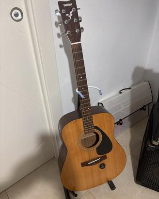 Chitarra acustica