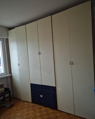 rimane il Letto + materasso di Ikea modello Hovag