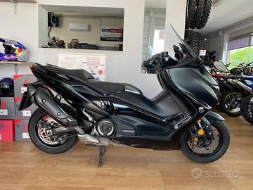 Yamaha TMAX 560 Tech Max