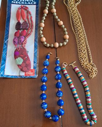 set 5 collane colorate vari modelli 