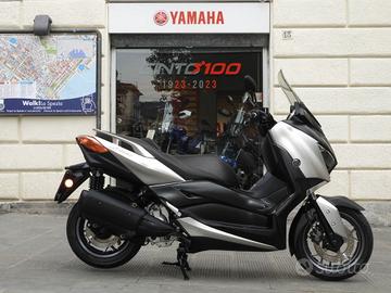 Yamaha X-Max 300