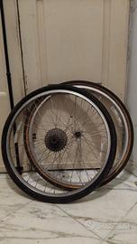 ruote bicicletta da strada + catarifrangenti 2x2